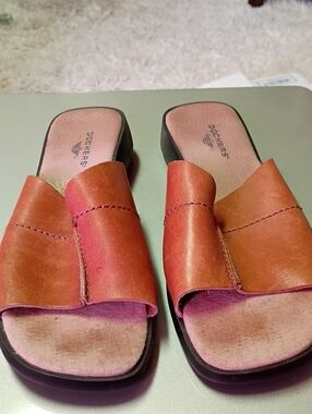 Dockers Women’s Brown Leather Open-Toe Slide Mules